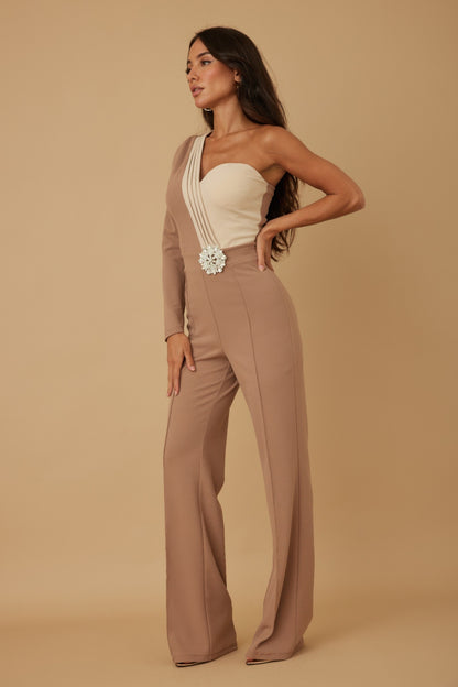 Snowflae Stone On Waist Half Shoulder Jumpsuit