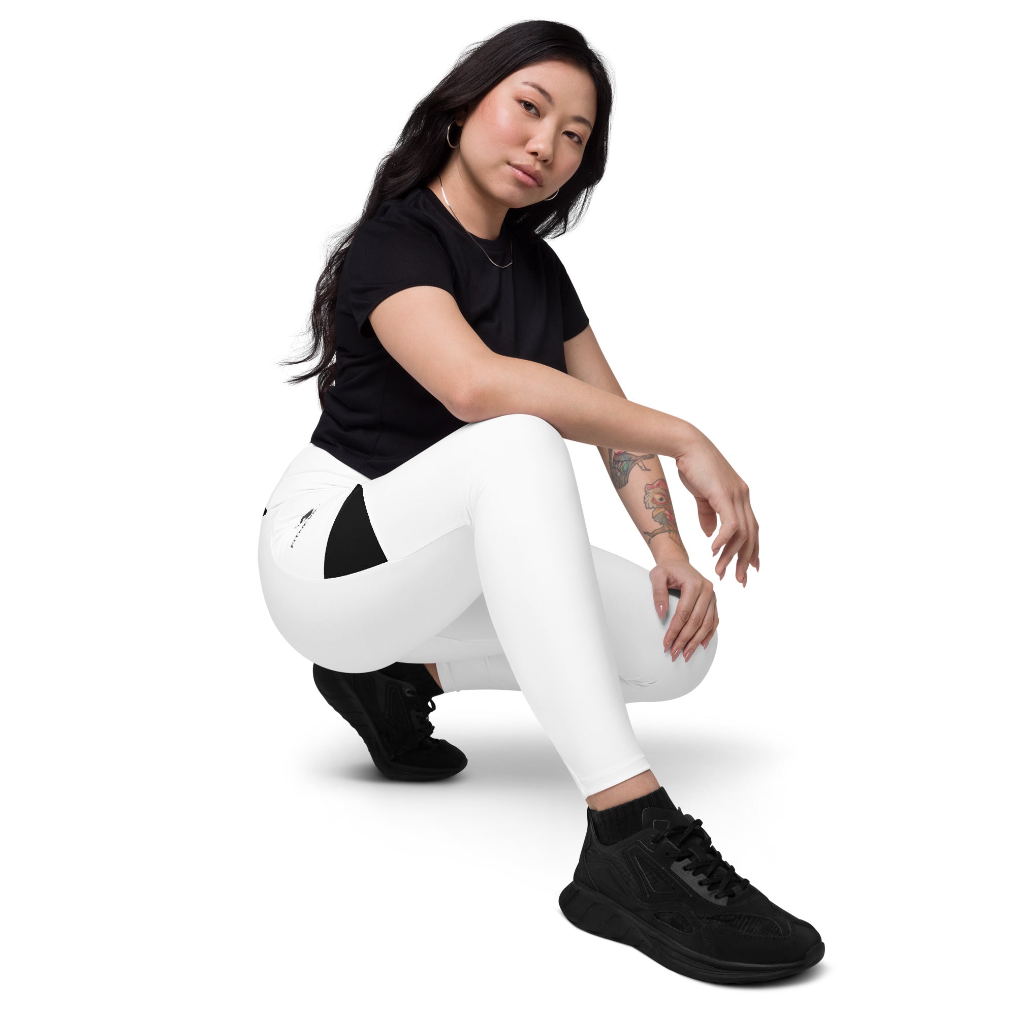 Black and White Fitness Girl Crossover leggings with pockets