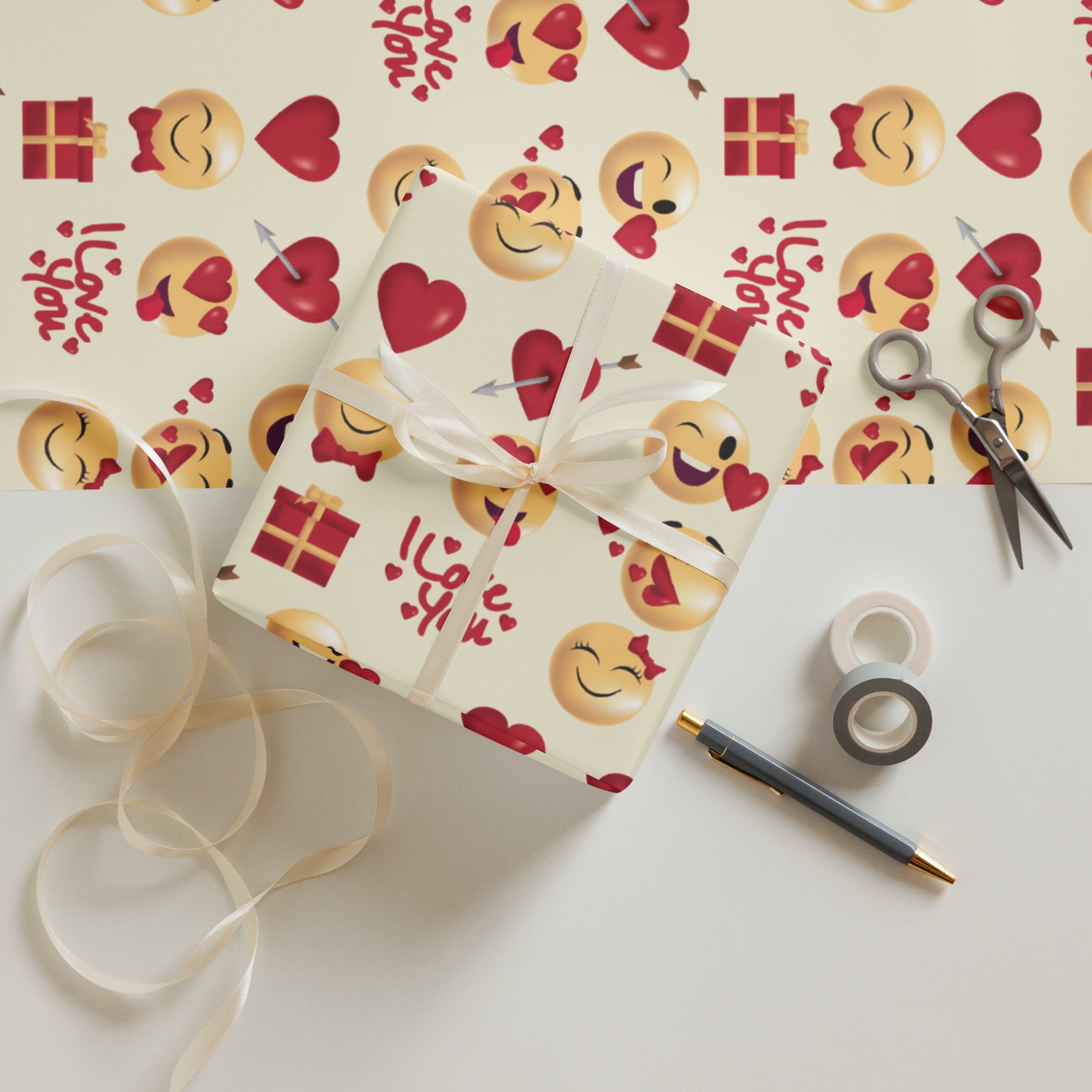 Smiley Face Love Wrapping paper sheets