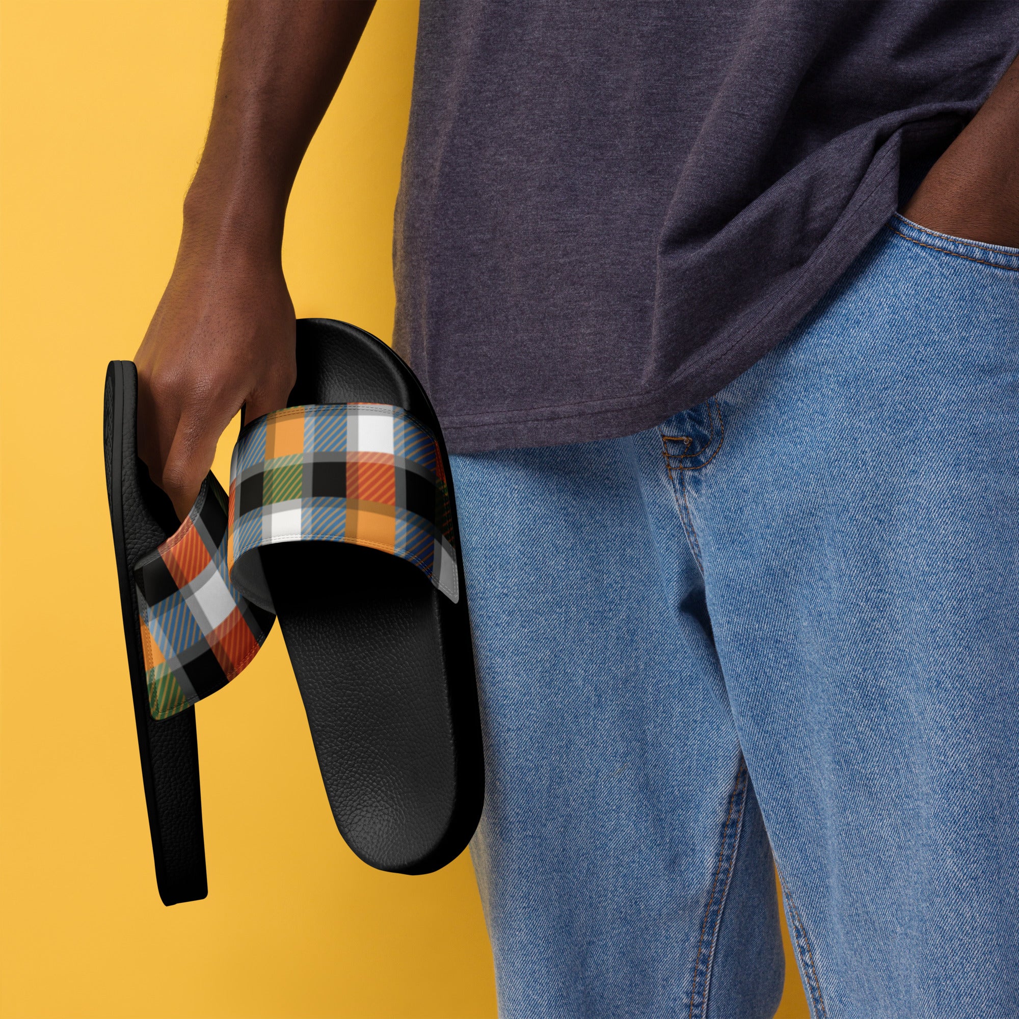 Buffalo Seamless Plaid Print Men’s Slides